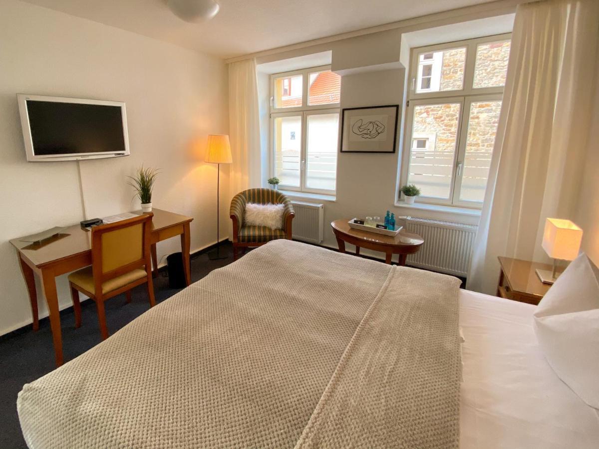 Deckerts Hotel Am Katharinenstift ลูเธอร์ชตัดท์ ไอสเลเบน ภายนอก รูปภาพ