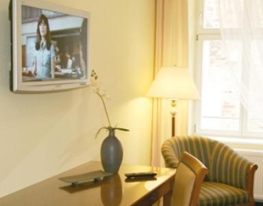 Deckerts Hotel Am Katharinenstift ลูเธอร์ชตัดท์ ไอสเลเบน ห้อง รูปภาพ